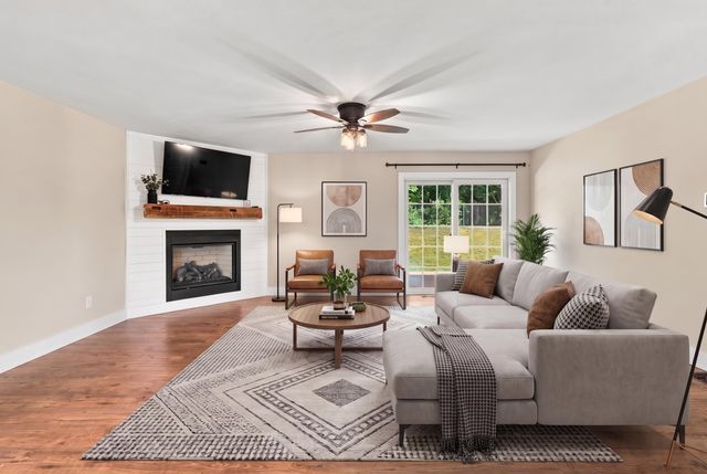 5 Chase Road, Londonderry, NH 03053