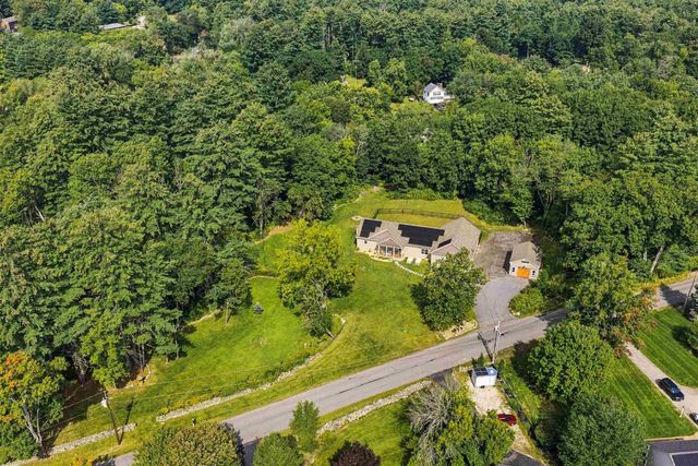 5 Chase Road, Londonderry, NH 03053