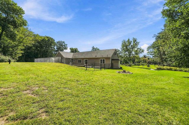 5 Chase Road, Londonderry, NH 03053