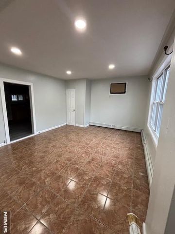 10 Mary, Paterson, NJ 07503