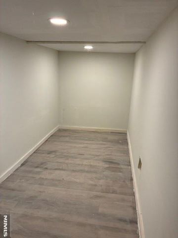 10 Mary, Paterson, NJ 07503