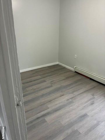 10 Mary, Paterson, NJ 07503