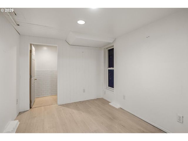 7505 Se 18TH Ave, Portland, OR 97202