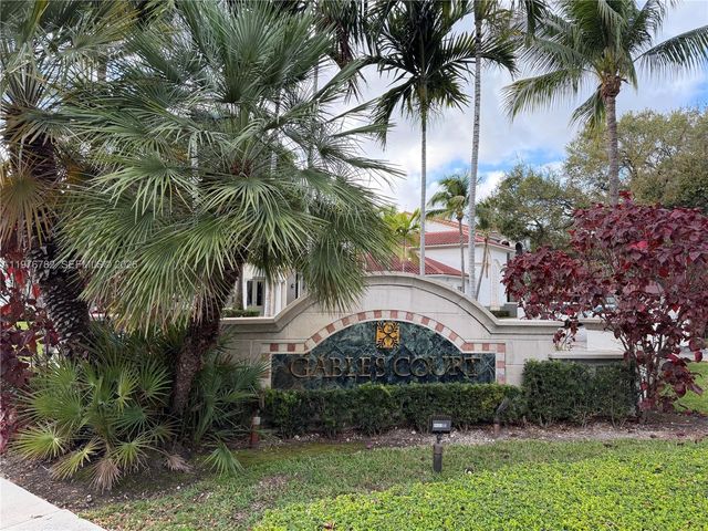 6851 SW 44th St 107, Miami, FL 33155