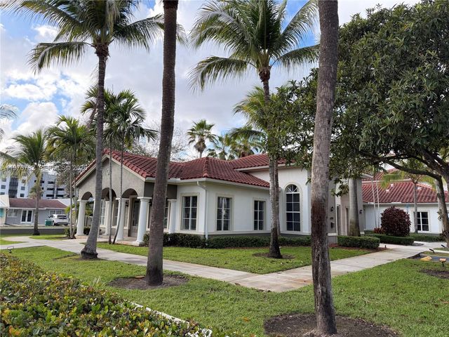 6851 SW 44th St 107, Miami, FL 33155