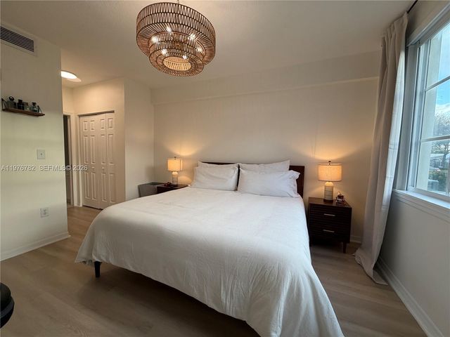 6851 SW 44th St 107, Miami, FL 33155