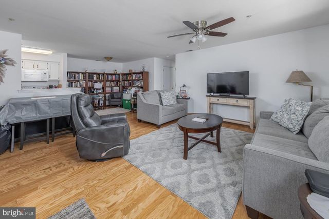 95 CRESTMONT DR, Mantua, NJ 08051