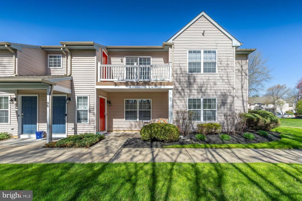 95 CRESTMONT DR, Mantua, NJ 08051