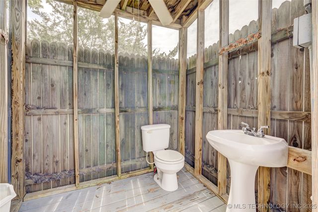 416130 E 1197 Road, Eufaula, OK 74432