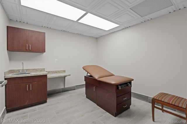 13530 Michigan Avenue B1, Dearborn, MI 48126