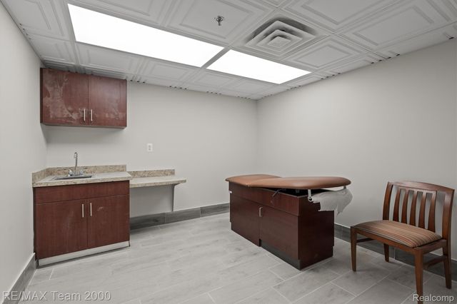 13530 Michigan Avenue B1, Dearborn, MI 48126