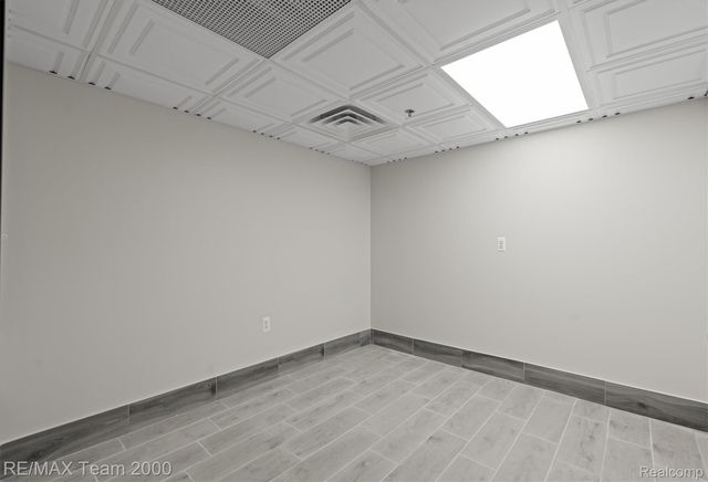 13530 Michigan Avenue B1, Dearborn, MI 48126