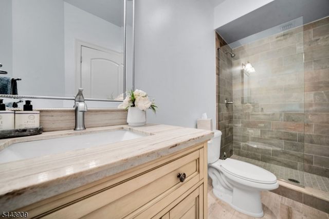 224 N 18Th St, Kenilworth Boro, NJ 07033