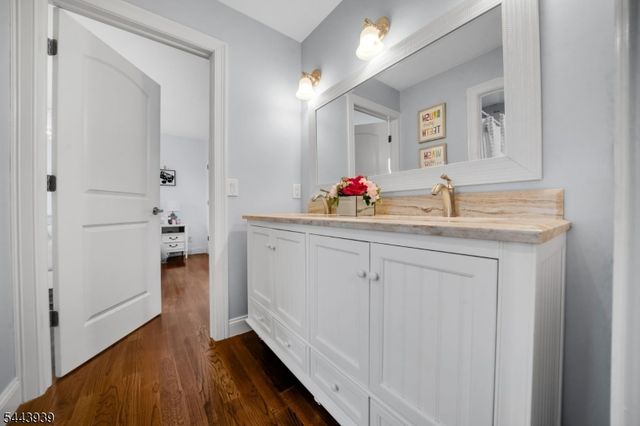 224 N 18Th St, Kenilworth Boro, NJ 07033