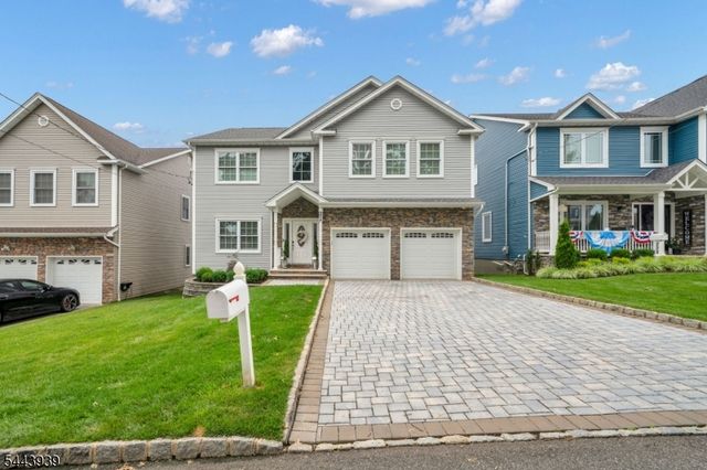 224 N 18Th St, Kenilworth Boro, NJ 07033