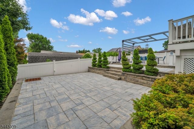 224 N 18Th St, Kenilworth Boro, NJ 07033