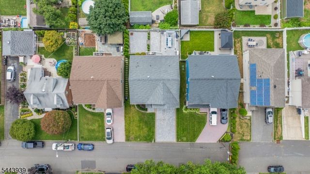 224 N 18Th St, Kenilworth Boro, NJ 07033
