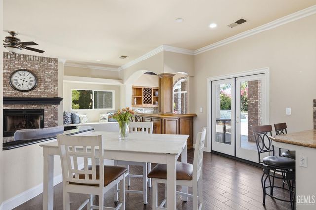 1409 Suffolk Street, Bakersfield, CA 93312