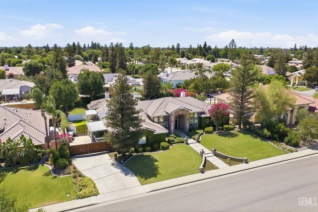 1409 Suffolk Street, Bakersfield, CA 93312