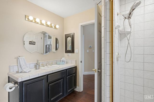 1409 Suffolk Street, Bakersfield, CA 93312