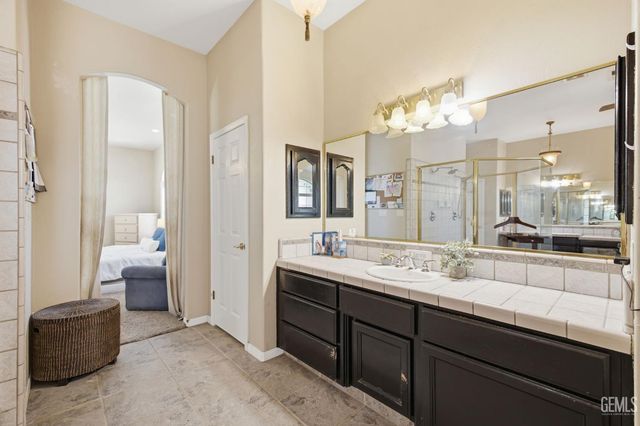 1409 Suffolk Street, Bakersfield, CA 93312