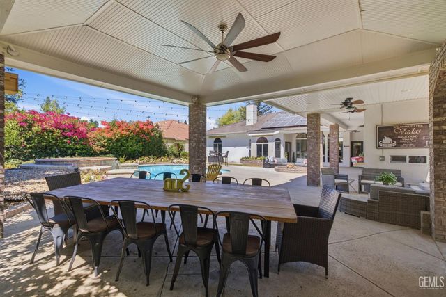 1409 Suffolk Street, Bakersfield, CA 93312