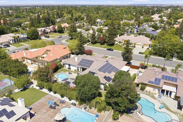1409 Suffolk Street, Bakersfield, CA 93312