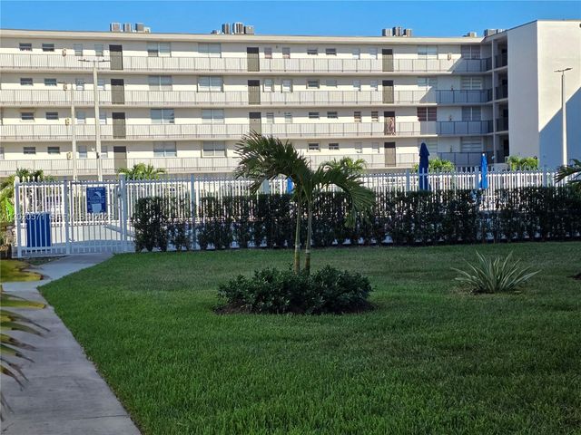 14150 SW 84th St 207-I, Miami, FL 33183