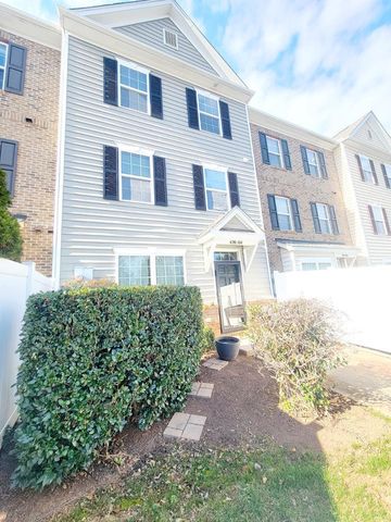 1120 Renewal Place 104, Raleigh, NC 27603