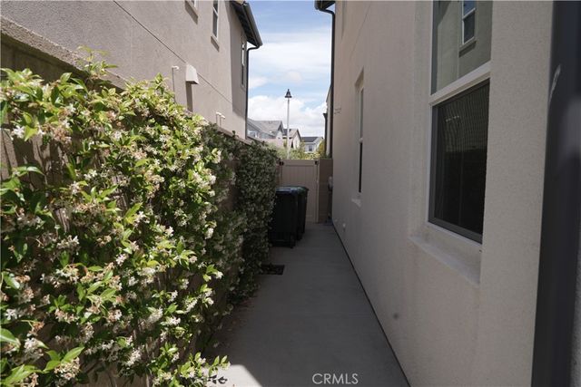 26078 Meadow Dr, San Juan Capistrano, CA 92675