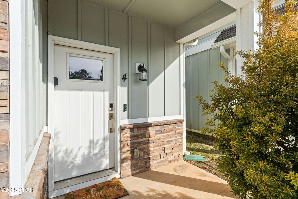 Image 2 of property listing at 2226 Joan Avenue 4, Panama City Beach, FL 32408