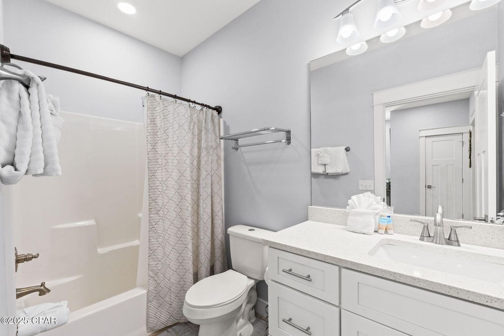 Image 20 of property listing at 2226 Joan Avenue 4, Panama City Beach, FL 32408
