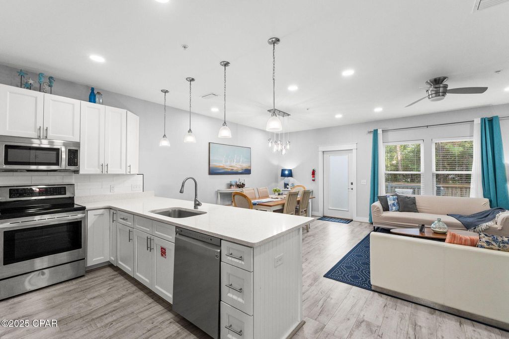 Image 7 of property listing at 2226 Joan Avenue 4, Panama City Beach, FL 32408