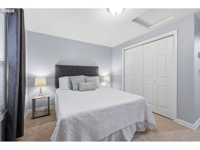 7920 Sw Fanno Creek Dr 1, Tigard, OR 97224