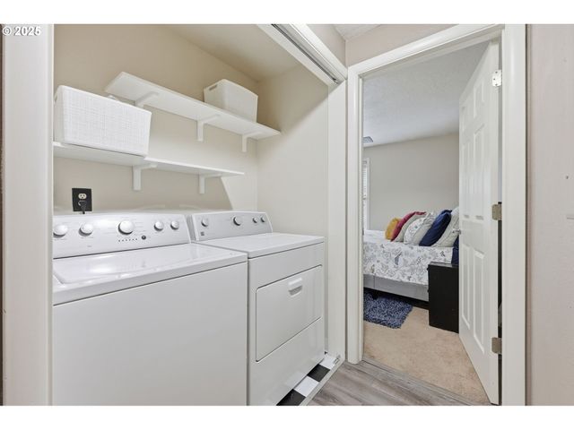 7920 Sw Fanno Creek Dr 1, Tigard, OR 97224