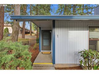 7920 Sw Fanno Creek Dr 1, Tigard, OR 97224