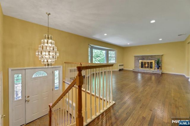 297 E Pines Lake Drive, Wayne, NJ 07470