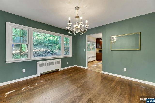 297 E Pines Lake Drive, Wayne, NJ 07470