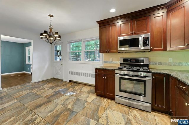 297 E Pines Lake Drive, Wayne, NJ 07470