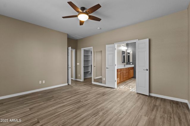 29890 N GECKO Trail, San Tan Valley, AZ 85143