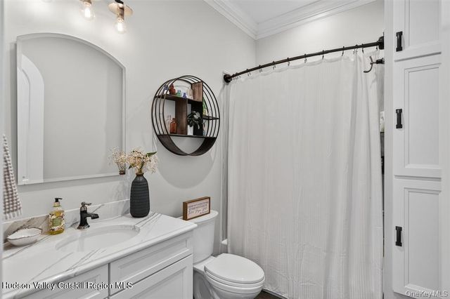 1582 Route 9w, Marlboro, NY 12542