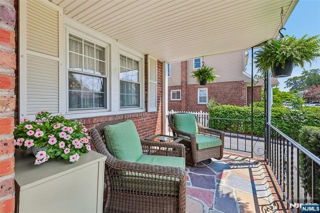 2-33 35th Street, Fair Lawn, NJ 07410