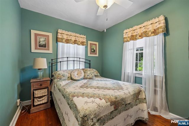 2-33 35th Street, Fair Lawn, NJ 07410