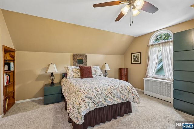2-33 35th Street, Fair Lawn, NJ 07410