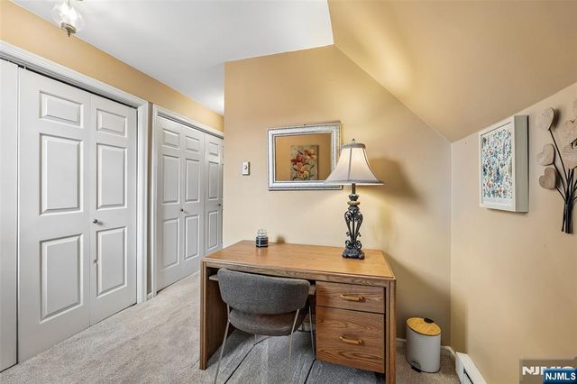 2-33 35th Street, Fair Lawn, NJ 07410