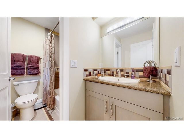 463 Locust St, Denver, CO 80220