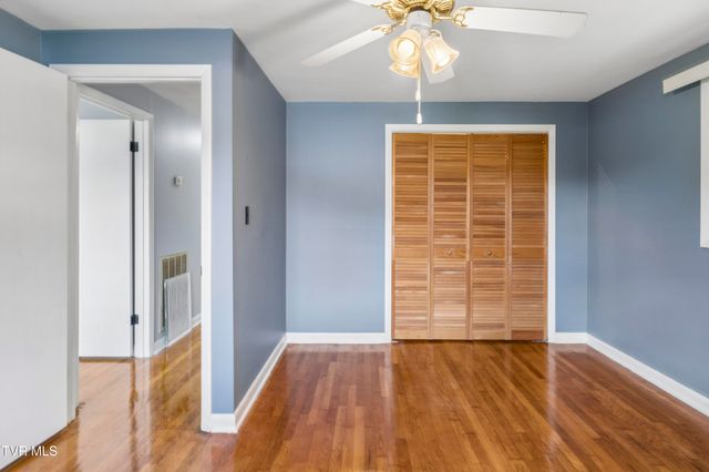 126 Joe Hale Drive, Gray, TN 37615