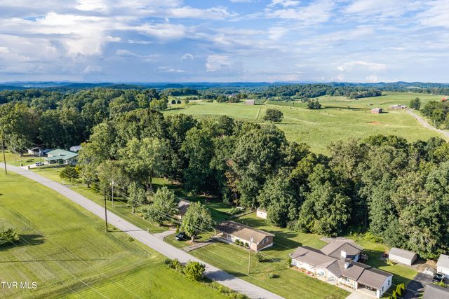 126 Joe Hale Drive, Gray, TN 37615