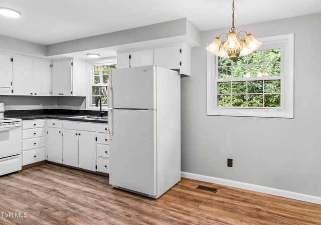 126 Joe Hale Drive, Gray, TN 37615