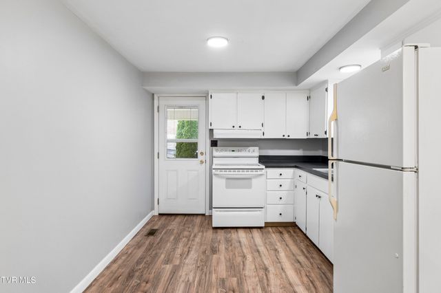 126 Joe Hale Drive, Gray, TN 37615